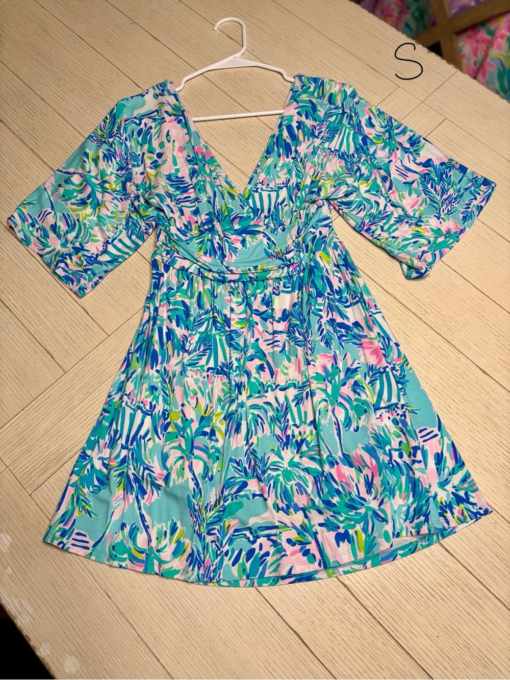 Lilly Pulitzer Aqua Pink Blue Green Floral V-Neck Long Sleeve Dress